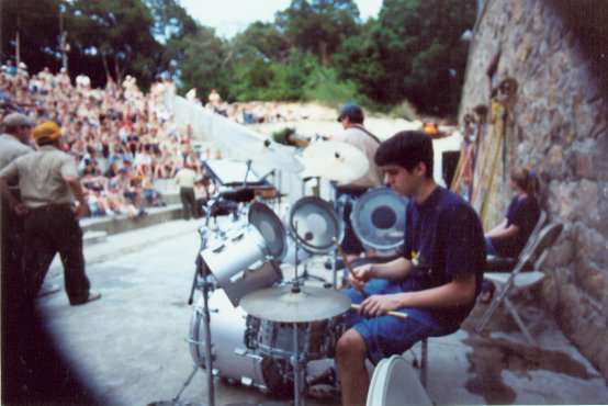 I wish I could play somethin HEAVY...